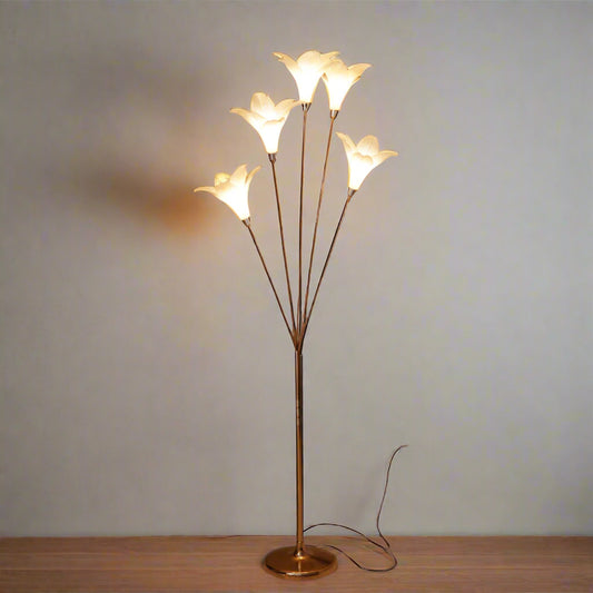 Elegant Calla Lily Lamp