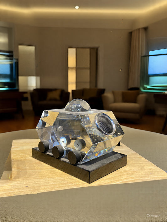 Luxury Glass Tank Showpiece